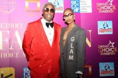 Bald.female.cute_0083