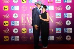 Beautifulnicelookingseniorcouple_9414